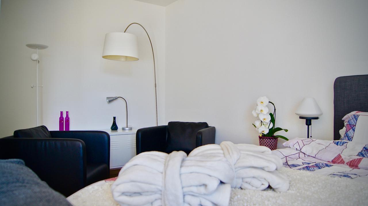 In Swiss - Barfuesserplatz Bar Street Appartement Bâle